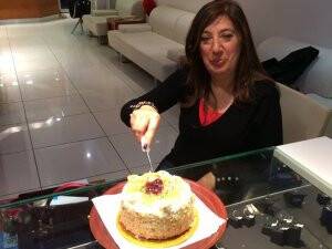 Serap Hoca’ya sürpriz yaş günü kutlaması