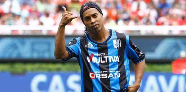 Ronaldinho Amerika'ya gidiyor!