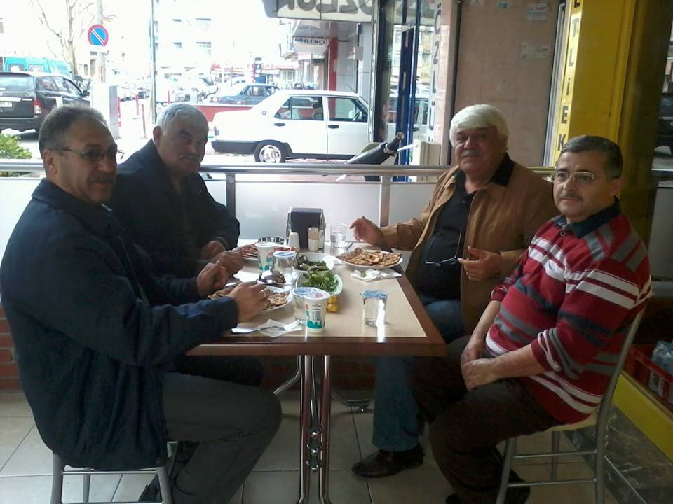 Aşık Salihi Dostlar Etliekmek’te