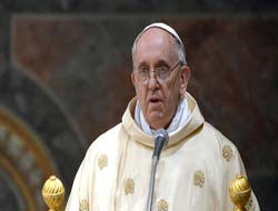 Papa'dan AK Saray Açıklaması