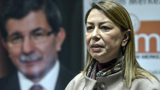 Ak Parti Genel Başkan Yardımcısı, Kürtlerden Özür Diledi