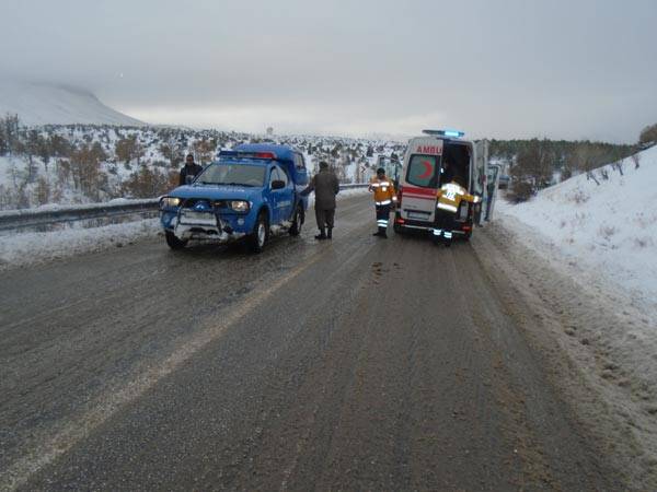 Konya'da mahsur kalan aileyi jandarma kurtardı