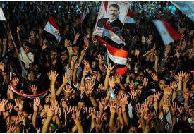 Darbe Karşıtları Sokağa Çıkma Yasağını Deldi