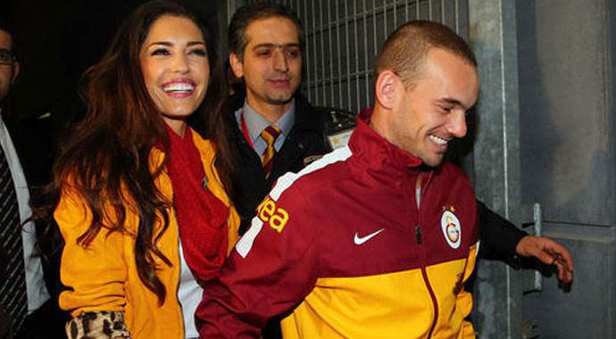 Galatasaray'ın süper yıldızı baba oluyor