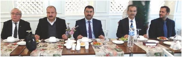 İsa Can Bezirci Orta  Okulu Öğretmenleri  Paşa Park Otel’de