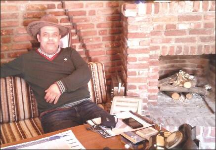 Osman Vasfi Dikilitaş’ın Şömine Keyfi