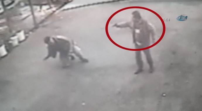 Çöp kovası kavgasında kurşun yağdırdı