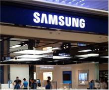 Samsung sert rakipliğe soyunuyor