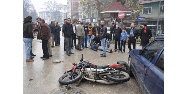 Bursa’da Trafik Kazaları: 8 Yaralı