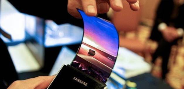 Galaxy S6 esnek ekranla gelebilir