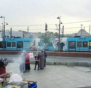 Hobilerini paraya çevirdiler