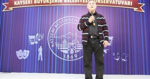 Kayseri Büyükşehir Belediyesi Tiyatro Sezonunu Açtı