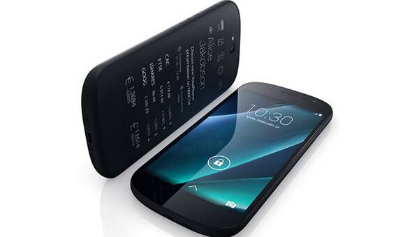 İşte Çift Ekranlı YotaPhone 2'nin Fiyatı