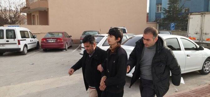 Küçüğünden Çıkan Anahtarla Büyük Kasayı Da Soydular
