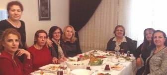 Türkan Küçükyıldız İle Rahime  Albayrak Hanım Arkadaşları İle