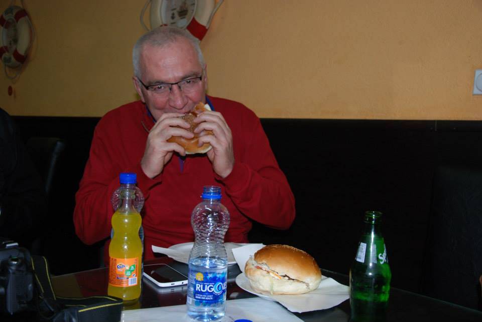 Süreyya Bey çok acıkınca