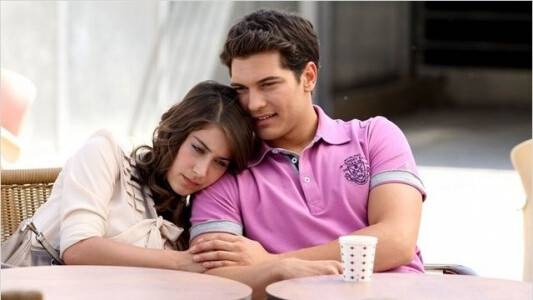 Hazal Kaya İle Çağatay Ulusoy'un Baş Rollerini Paylaşacağı Maral ne Zaman Başlıyor?