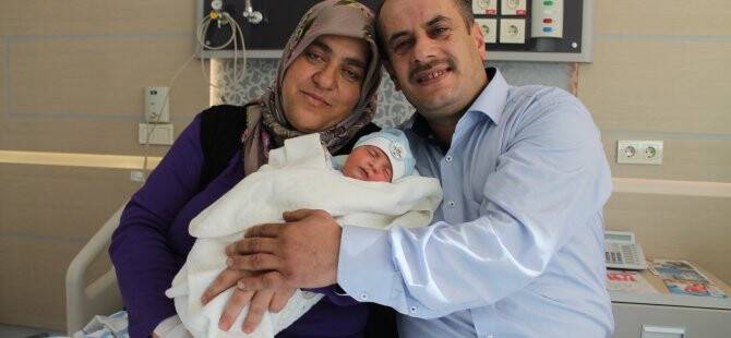 25 yıl sonra 'Umut'larını kucakladılar
