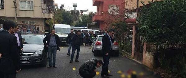 Boşandığı Karısını Boğazını Keserek Öldürdü
