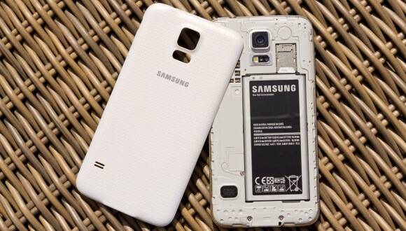 Samsung, Lityum Polimer Batarya Kullanacak!