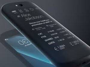 Çift Ekranlı Akıllı Telefon YotaPhone 2 Fiyatı Belli Oldu