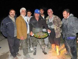 Medyum Ayhan yaparsa böyle yapar