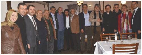 İş Dünyası İspanyol Şair Pedro Enriquez İle Neyzen Hamza Castro'lu Konuk Etti