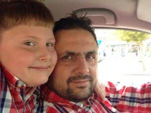 Baba oğul Küçükkartallar’ın otomobil tutkusu