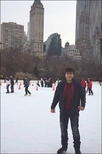 Oğuzhan Karapınar  Central Park’ta  Buz Pateninde