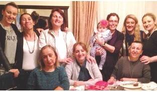 İş Ve Ev Hayatının  Başarılı Hanımları Beş Çayında