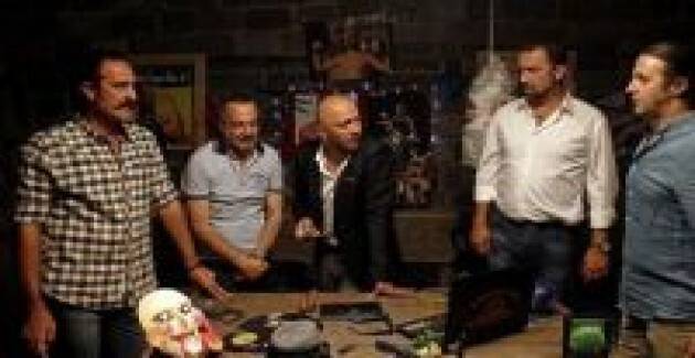 Çakallarla Dans 3 Sıfır Sıkıntı'dan Büyük Başarı!