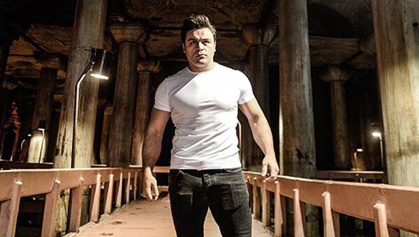 'Kara Murat'ın dişleri kırıldı, başına 8 dikiş atıldı