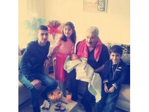 Mehmet Tankut’a torun bakmak yakışmış…