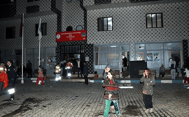 12 öğrenci dumandan etkilendi