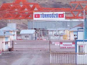 Türkgözü Gümrük Kapısı'nda Kaçak Cep Telefonu Operasyonu