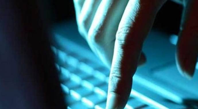 ABD'ye siber bombardıman