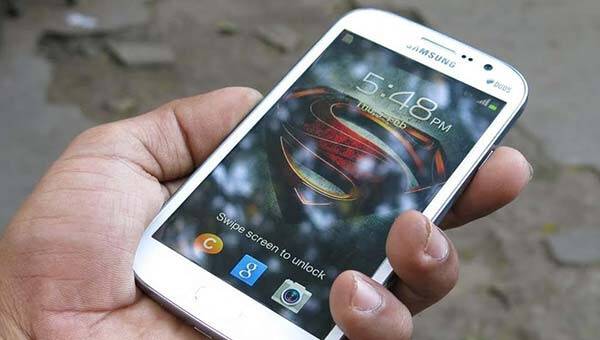 Galaxy Grand Max Geliyor