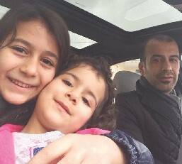 Veli Erim Bey Kızları İle Seyahatte