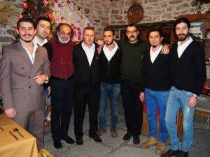 Kozana Cafe’de mutlu bir akşam