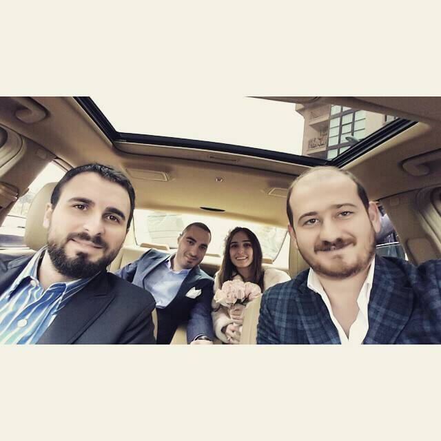 Emre Tekbaş’tan otomobil selfiesi