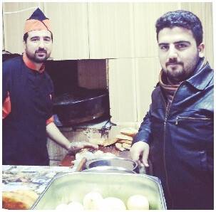 Emirhan Doğan Diyette Olunca  Tavuk Kebabının Başına Geçmiş