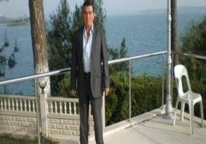 Otomobil bahçe duvarına çarptı: 1 ölü