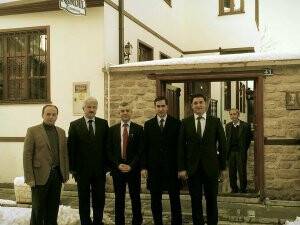 Milli Eğitim Müdürü Gürsoy konukları ile Kandil Etliekmek Evi’nde