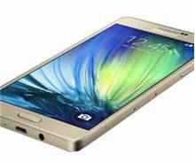 Samsung Galaxy A7 resmiyet kazandı