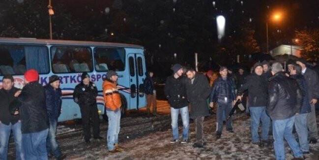 Sakarya'da elektriksiz kaldılar SEDAŞ'a yürüdüler