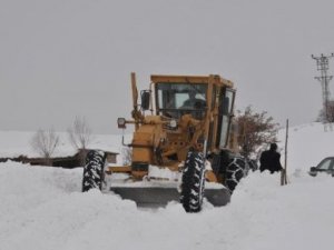 Köylülerin 10 Günlük Kar Esareti Bitti