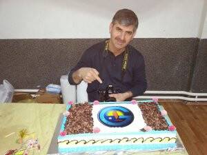 Zeki Dursun Özel Gündoğdu’da yaş pasta keyfinde