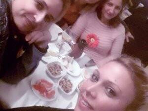 Zeliha Ersoy Elbasan Hanım ve arkadaşları kahve sohbetindeler