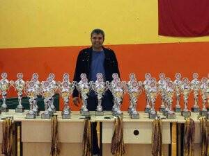 Süleyman Sayan bütün kupaları toplamış !