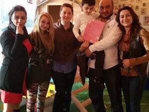 Çakır ailesinin karne sevinci